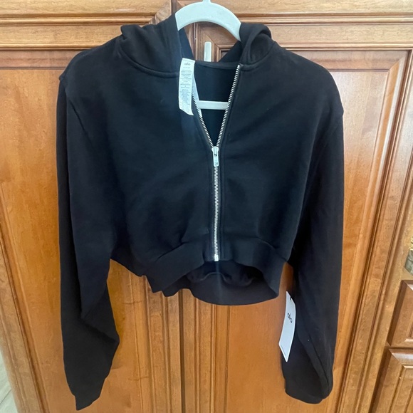 ALO Yoga Tops - ALO Yoga Black Zip-Up Hoodie